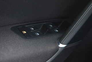 Volkswagen Golf – thumbnail 17