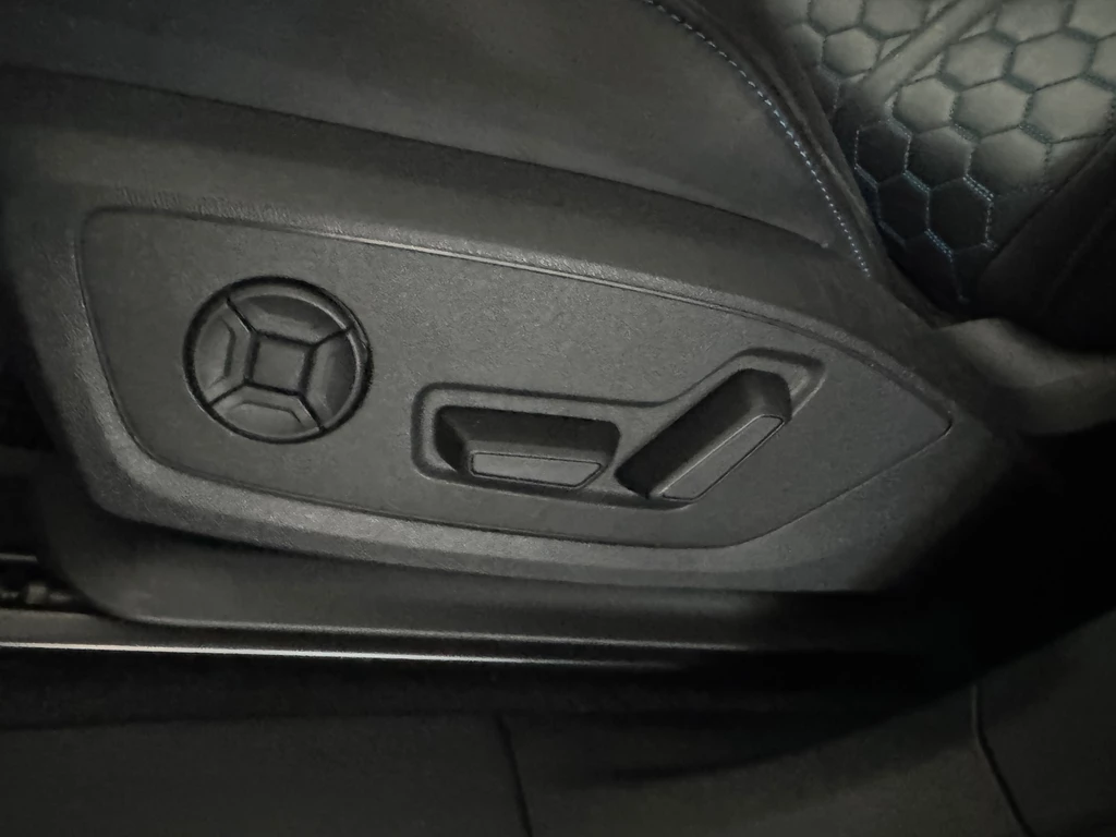 Audi RSQ3 – foto 18