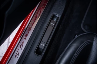 Porsche 911 – thumbnail 34