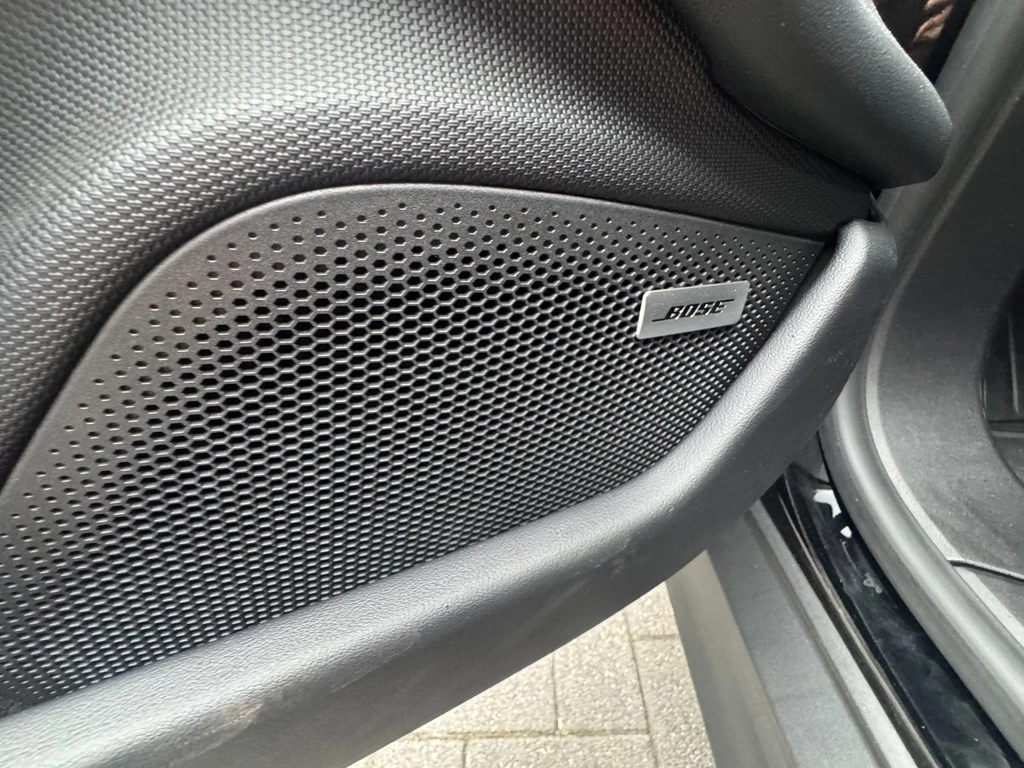 Porsche Taycan – foto 32