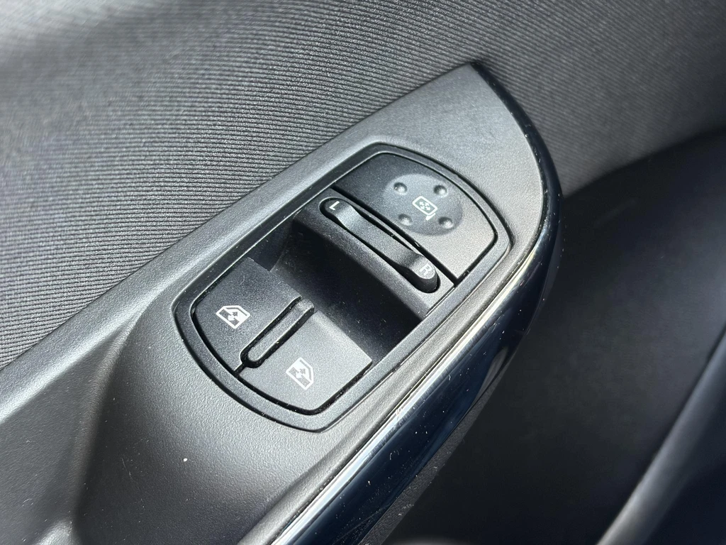 Opel Corsa – foto 24