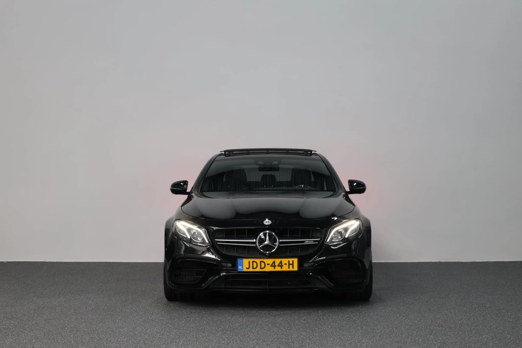 Mercedes-Benz E-Klasse – foto 6