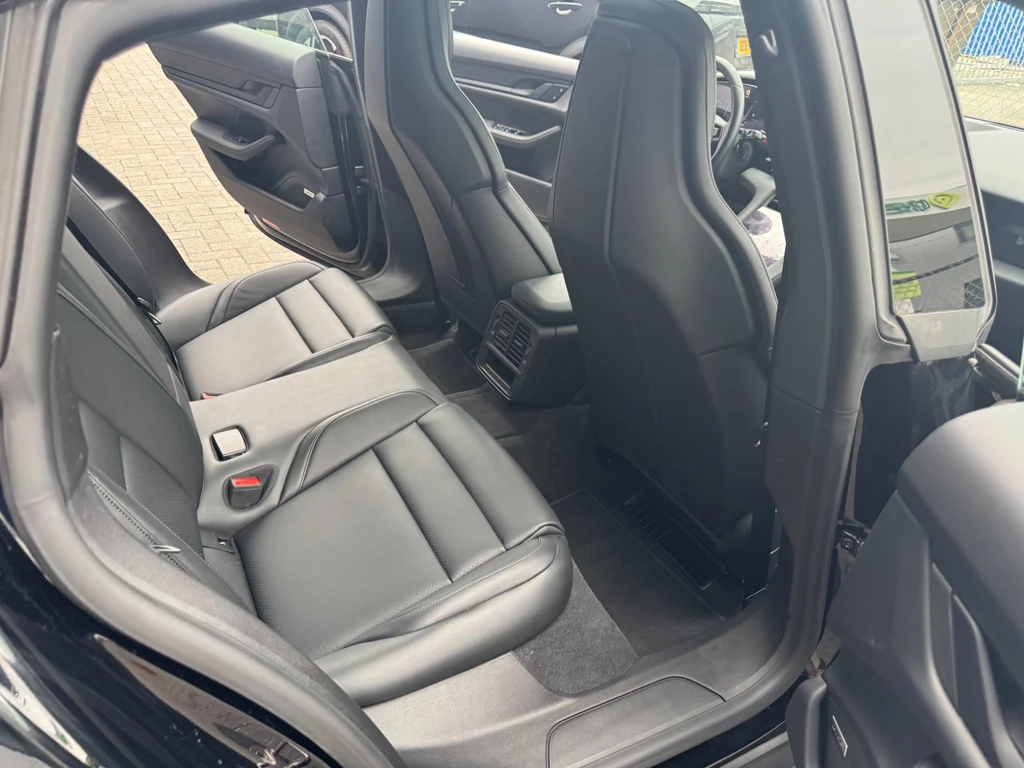 Porsche Taycan – foto 25