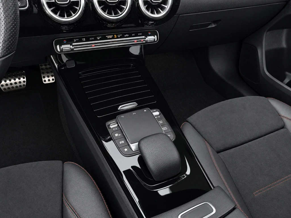 Mercedes-Benz A-Klasse – foto 15