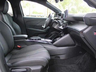 Peugeot 208 – thumbnail 9