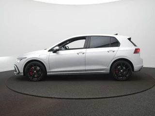 Volkswagen Golf – thumbnail 3
