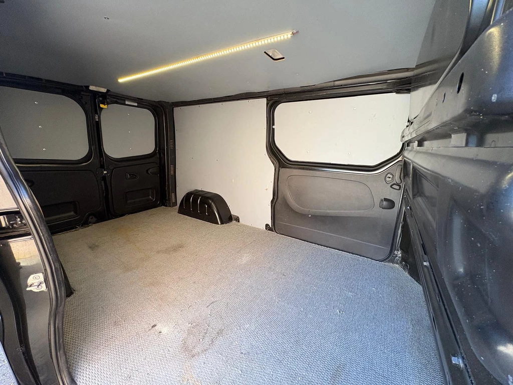 Renault Trafic – foto 30