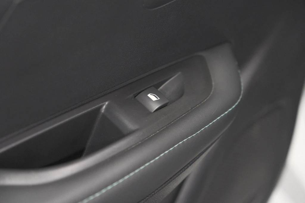 Peugeot 208 – foto 27