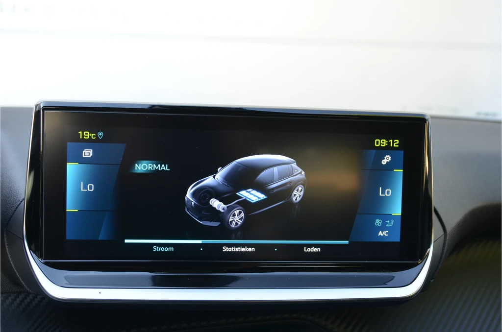 Peugeot e-208 – foto 22