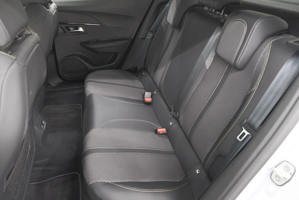 Peugeot e-2008 – foto 43