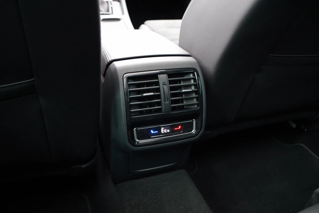 Volkswagen Passat – foto 32