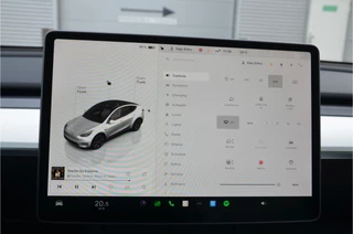 Tesla Model Y – thumbnail 18