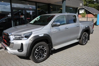 Toyota Hilux – thumbnail 2