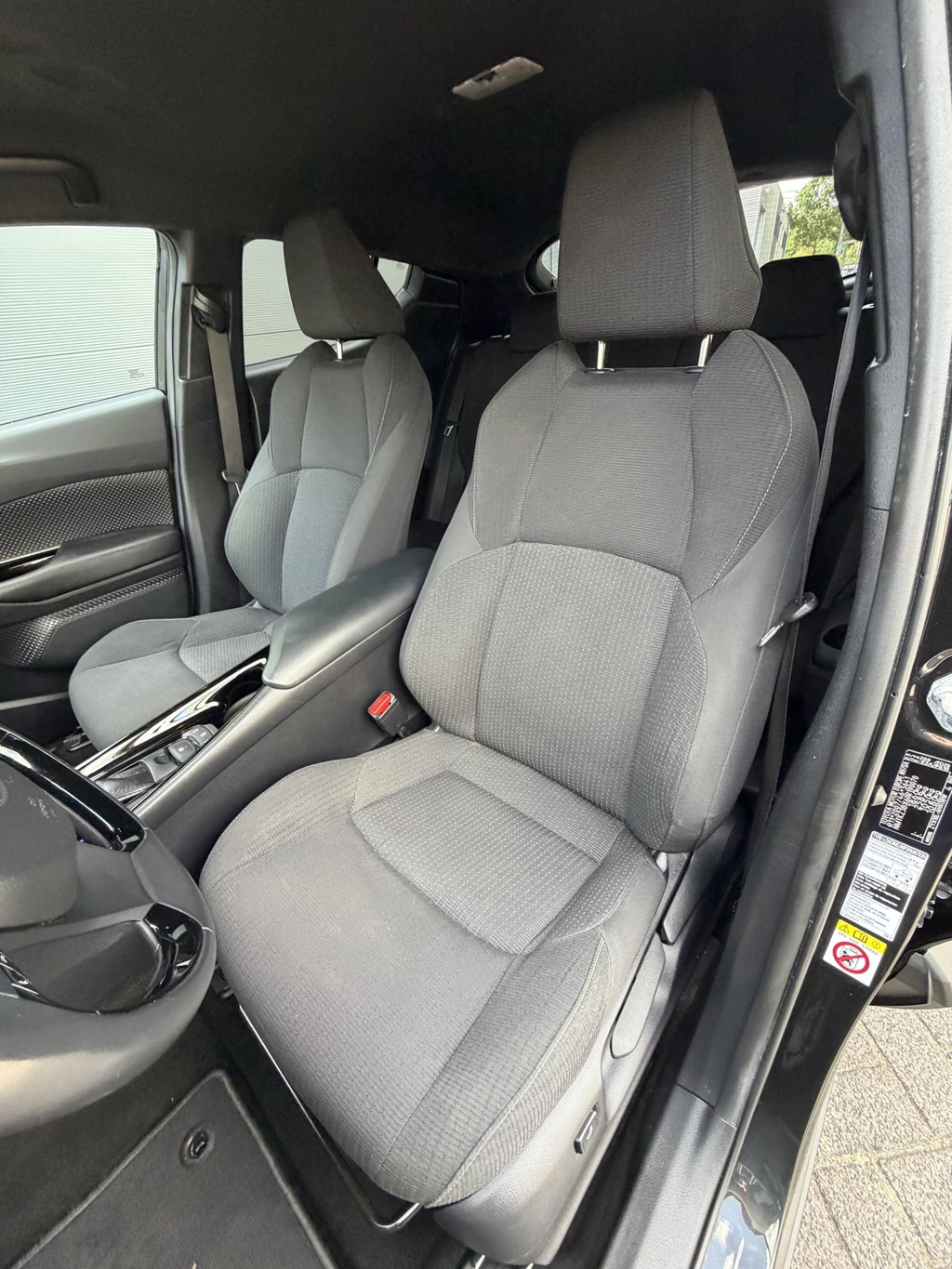 Toyota C-HR – foto 13