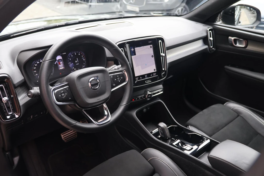 Volvo XC40 – foto 17