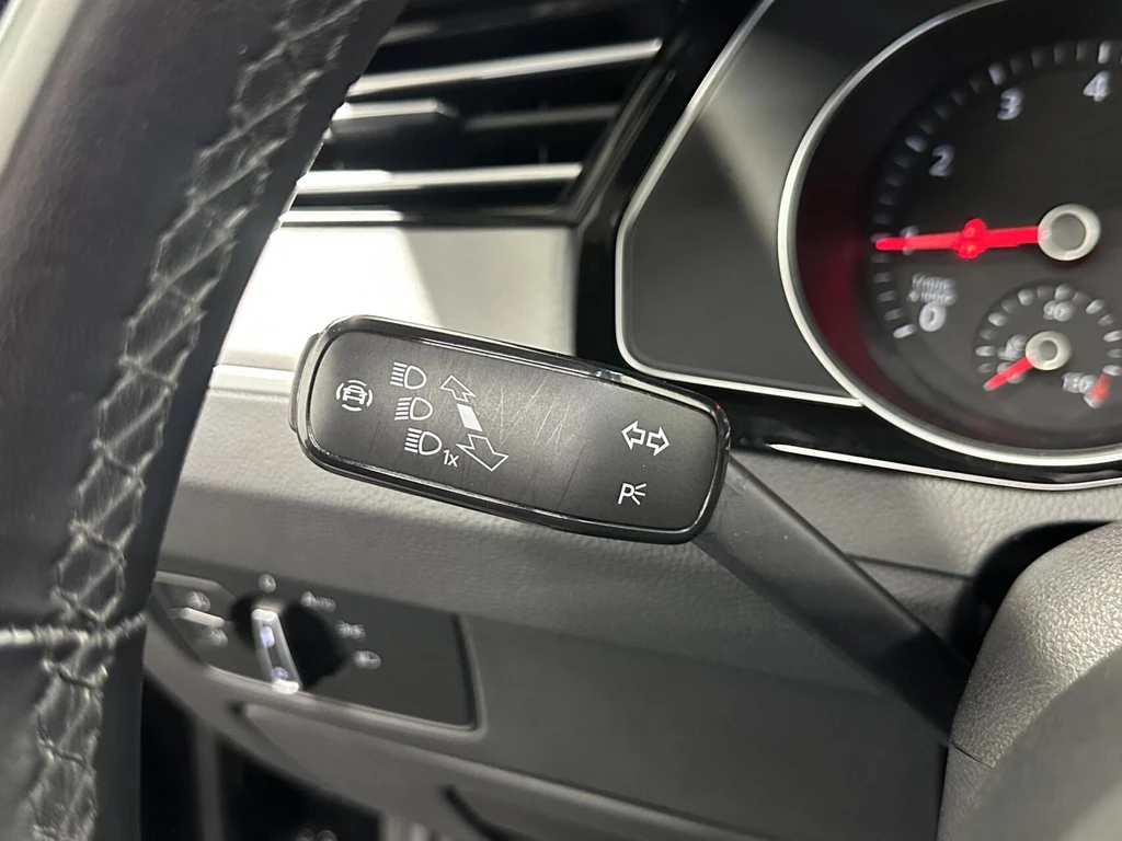 Volkswagen Passat – foto 27