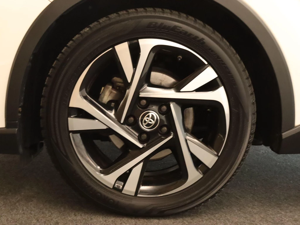 Toyota C-HR – foto 21