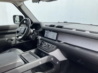 Land Rover Defender – thumbnail 42