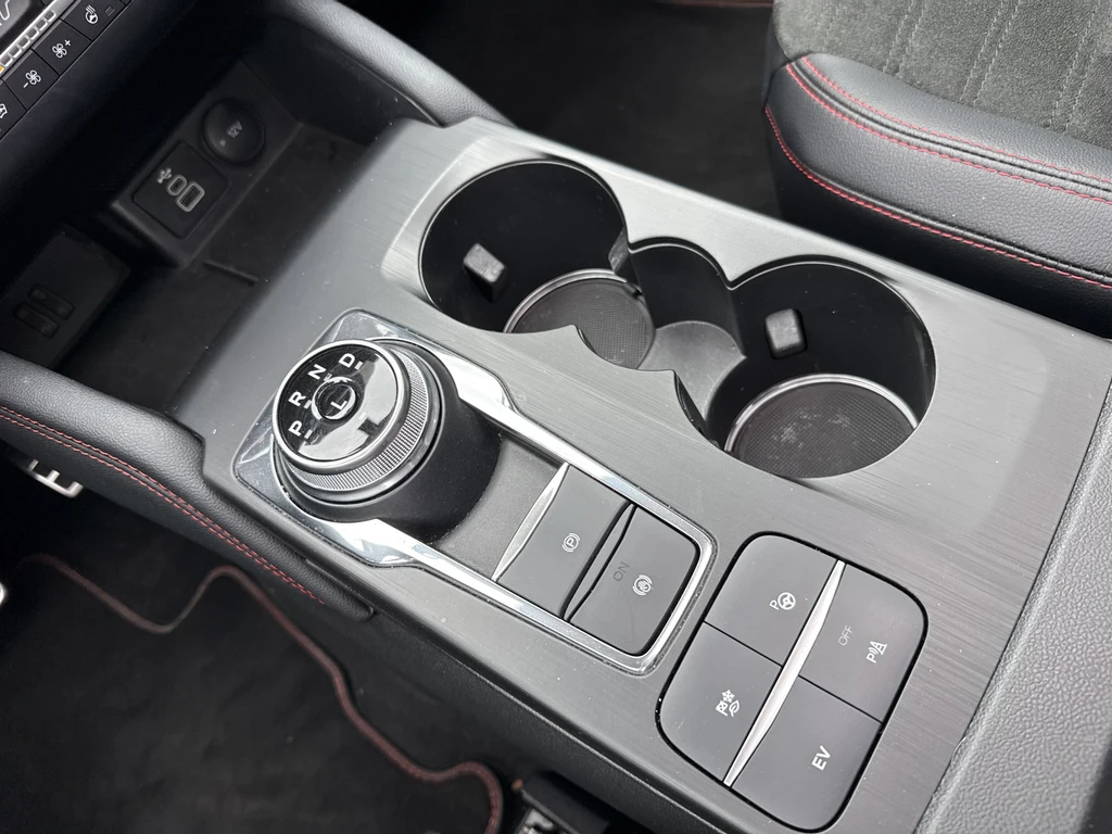 Ford Kuga – foto 17