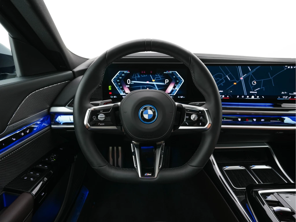 BMW i7 – foto 25