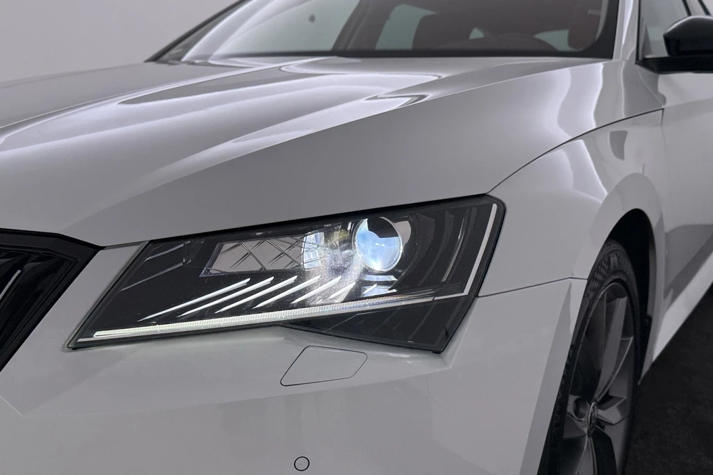 Škoda Superb – foto 53