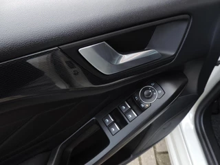 Ford Focus – thumbnail 58
