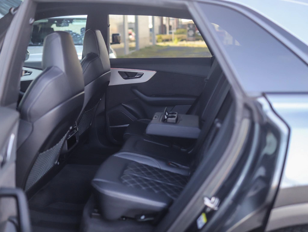 Audi Q8 – foto 30
