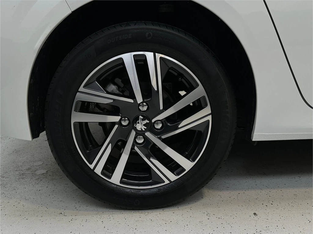 Peugeot 208 – foto 30