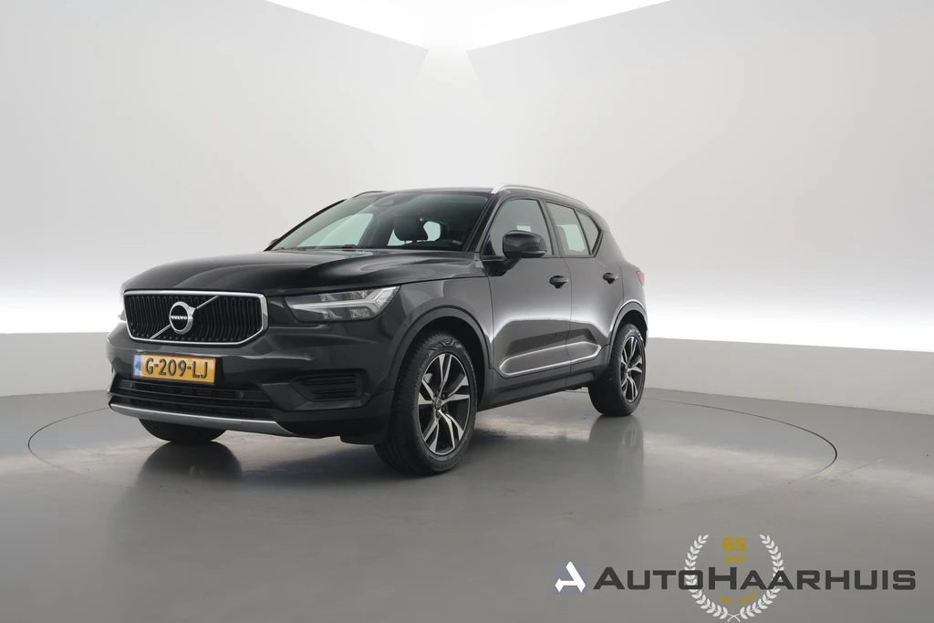 Volvo XC40 – foto 1