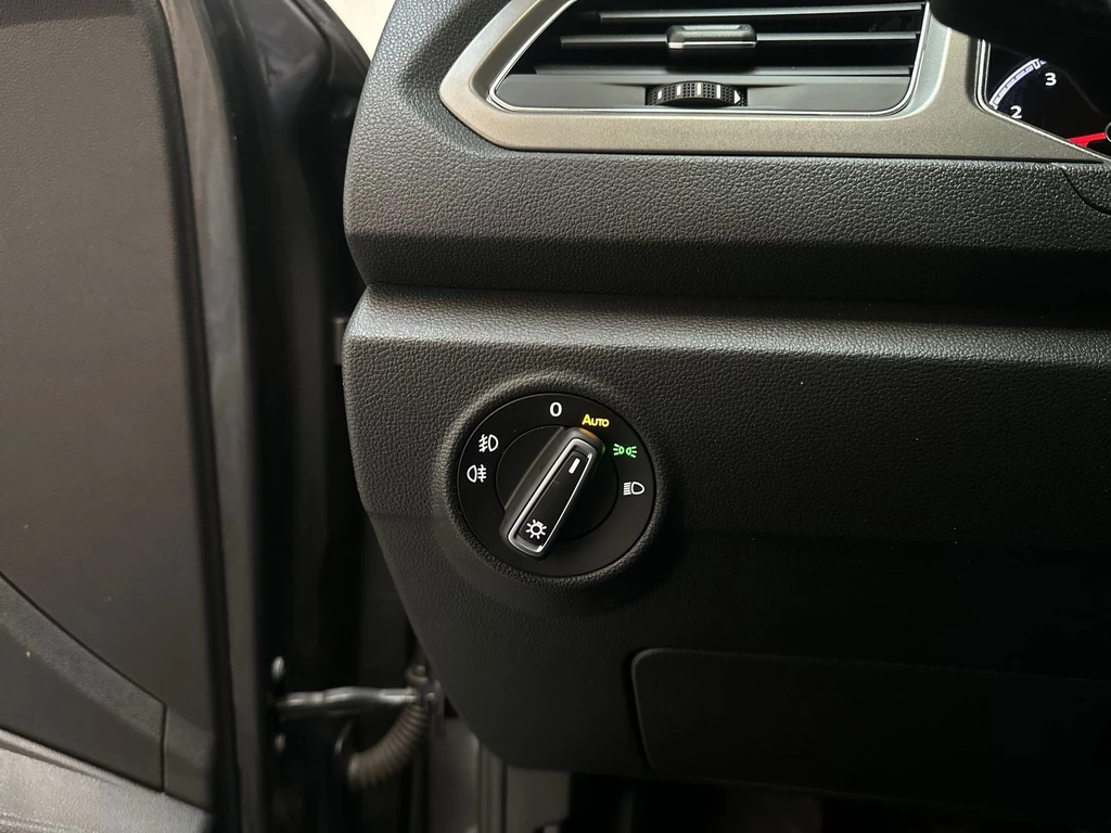 Volkswagen T-Roc – foto 23