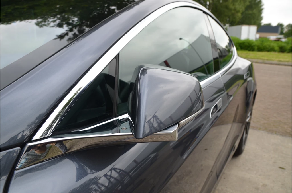 Tesla Model S – foto 28