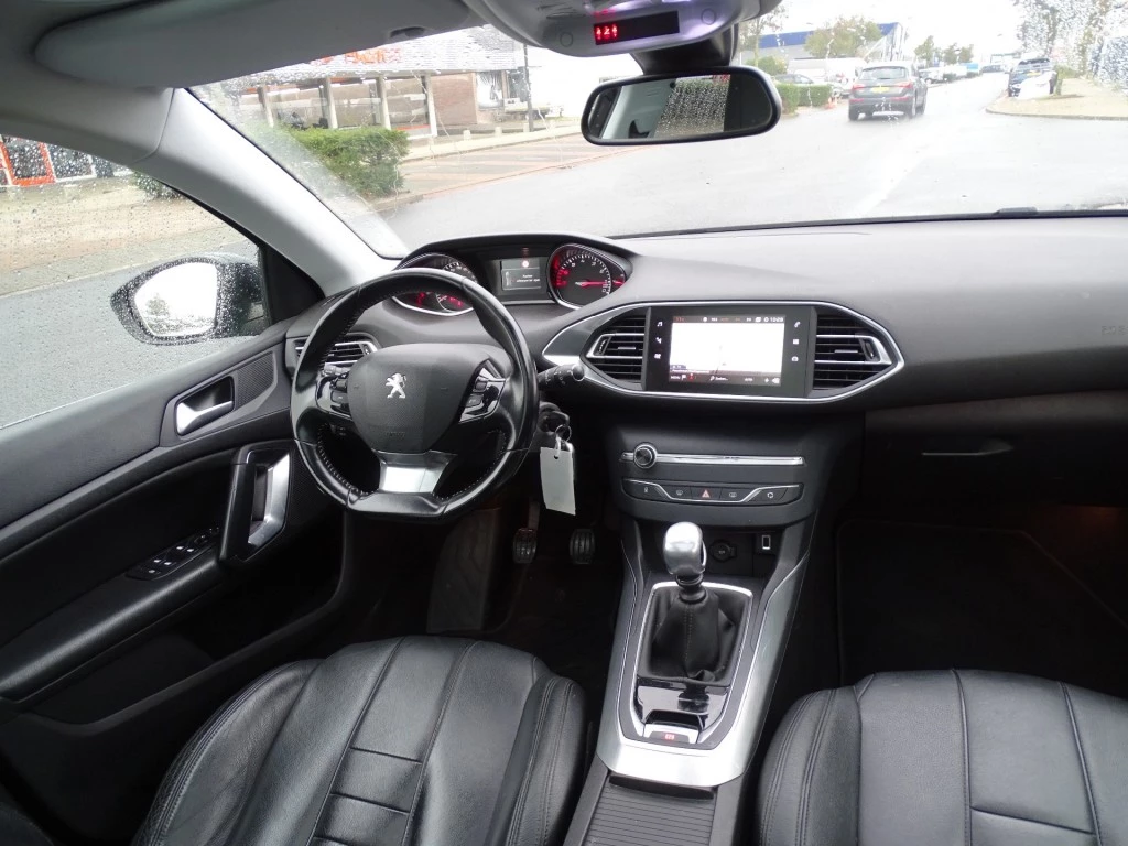 Peugeot 308 – foto 6