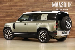 Land Rover Defender – thumbnail 4