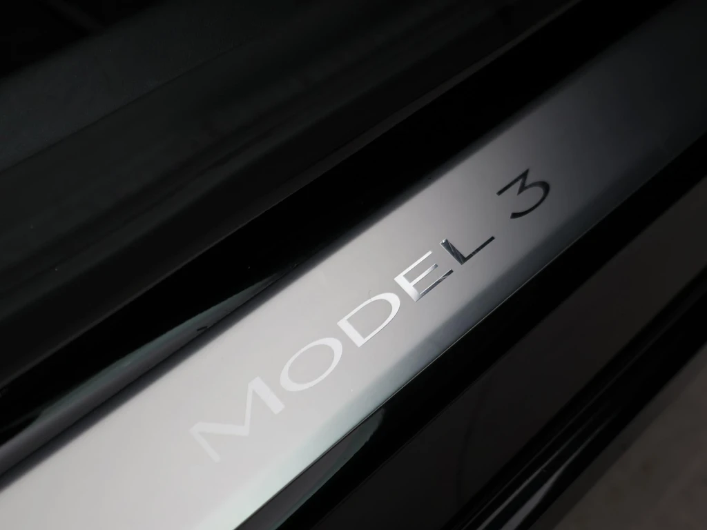 Tesla Model 3 – foto 36