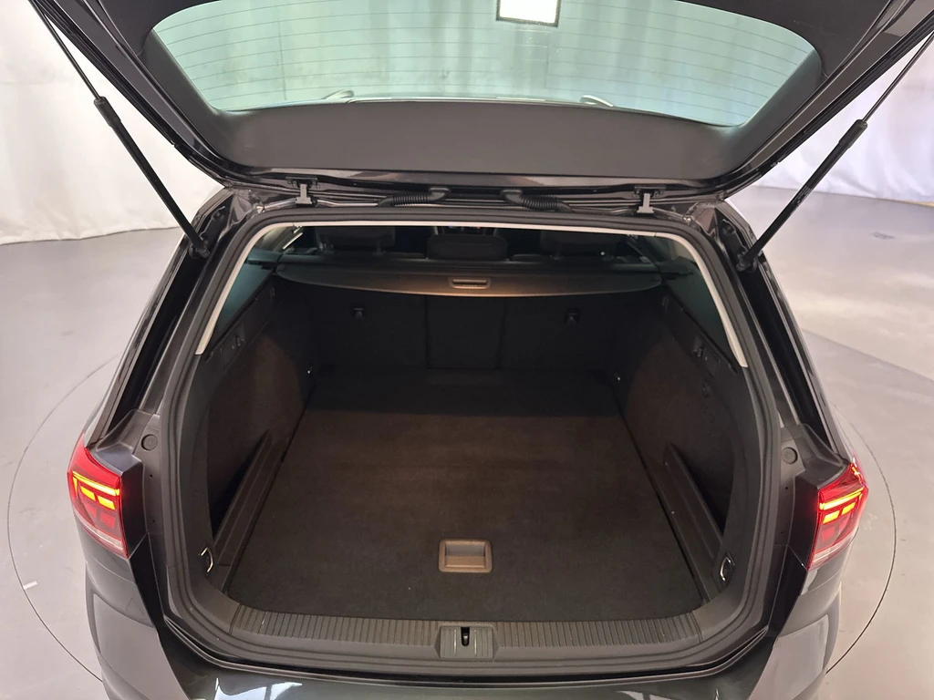 Volkswagen Passat – foto 12