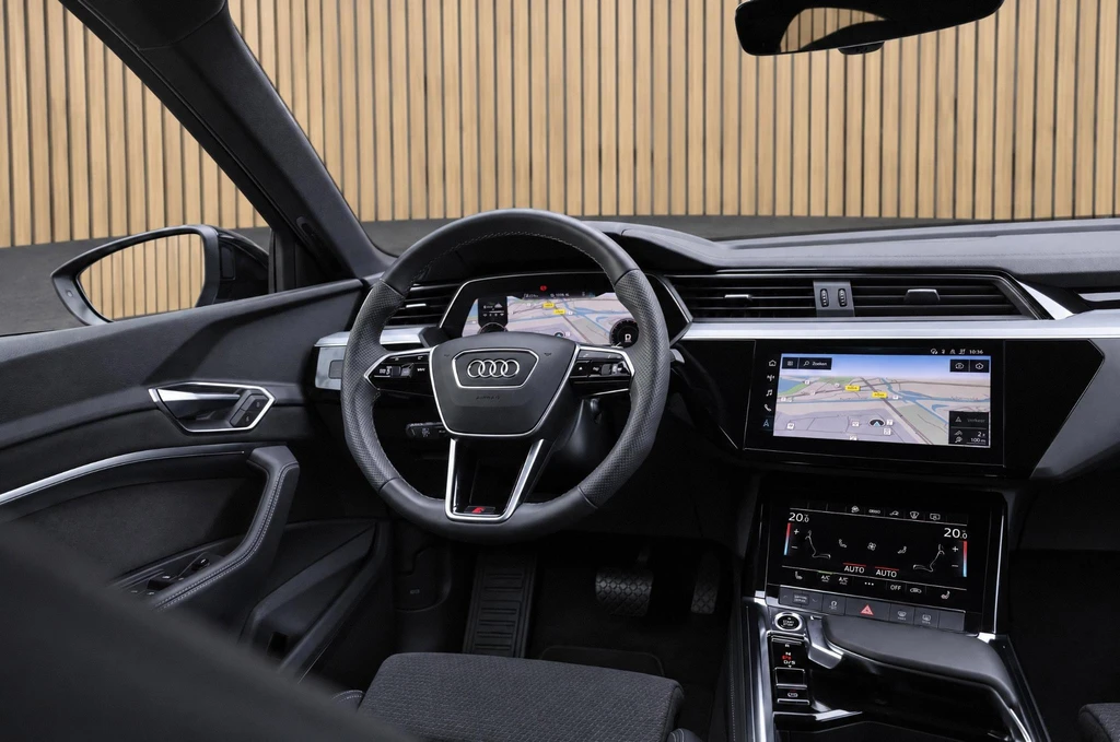 Audi e-tron – foto 14