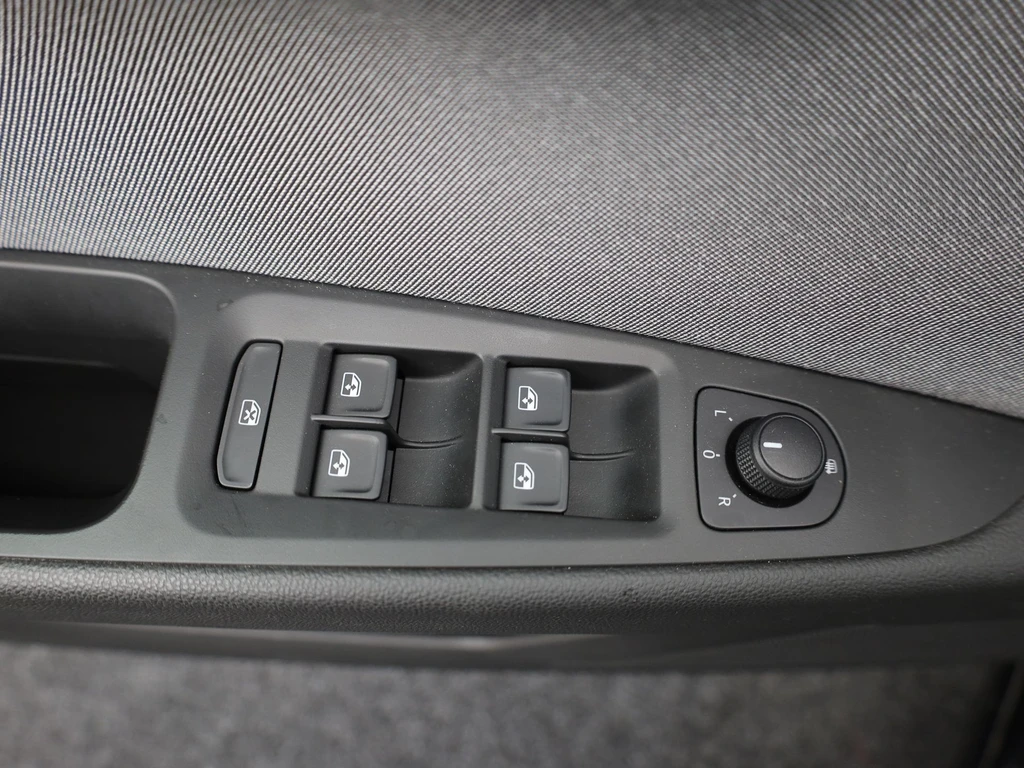 SEAT Leon – foto 32
