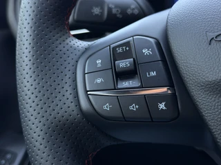 Ford Kuga – thumbnail 18