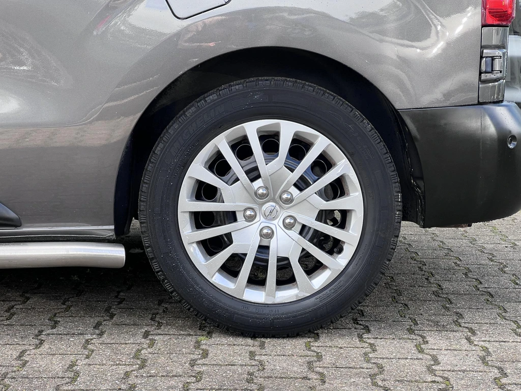 Opel Vivaro – foto 9