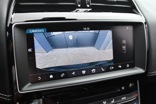 Jaguar XE – thumbnail 25