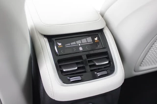 Volvo XC90 – thumbnail 24