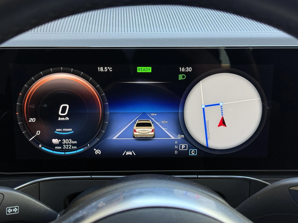 Mercedes-Benz EQC – foto 16