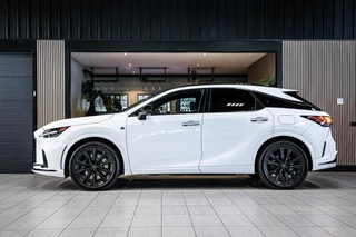 Lexus RX – thumbnail 3