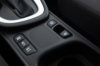 Toyota Yaris – thumbnail 15