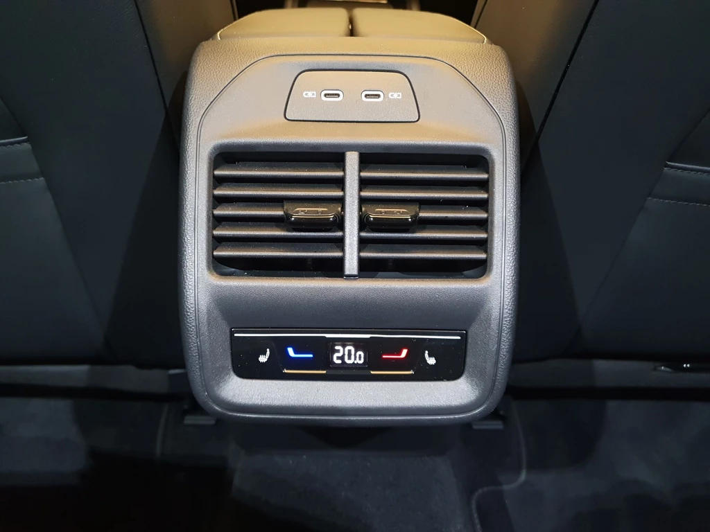 Volkswagen Passat – foto 26