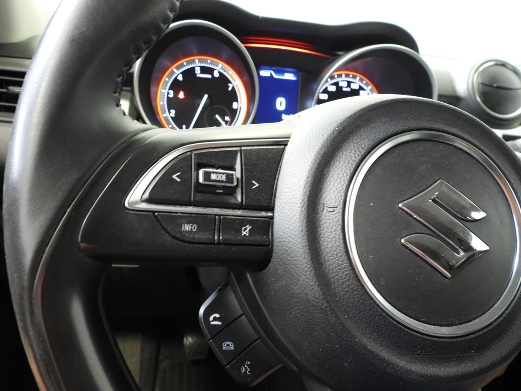 Suzuki Swift – foto 14