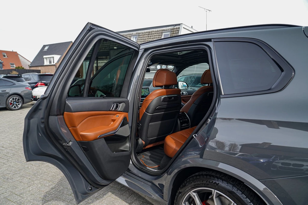 BMW X5 – foto 14