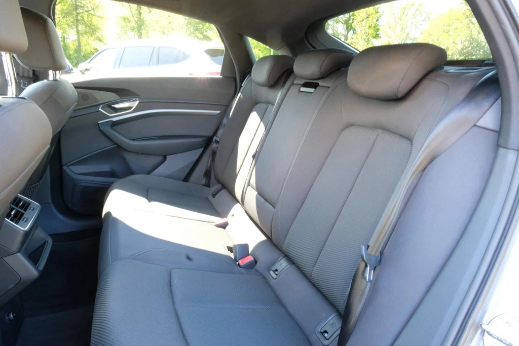 Audi e-tron – foto 10