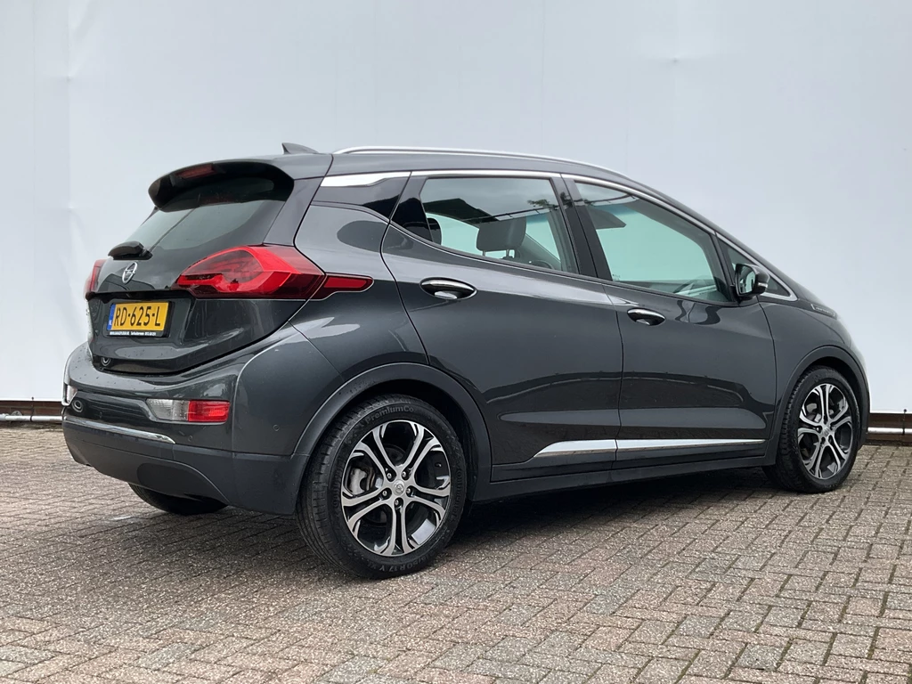 Opel Ampera-e – foto 8