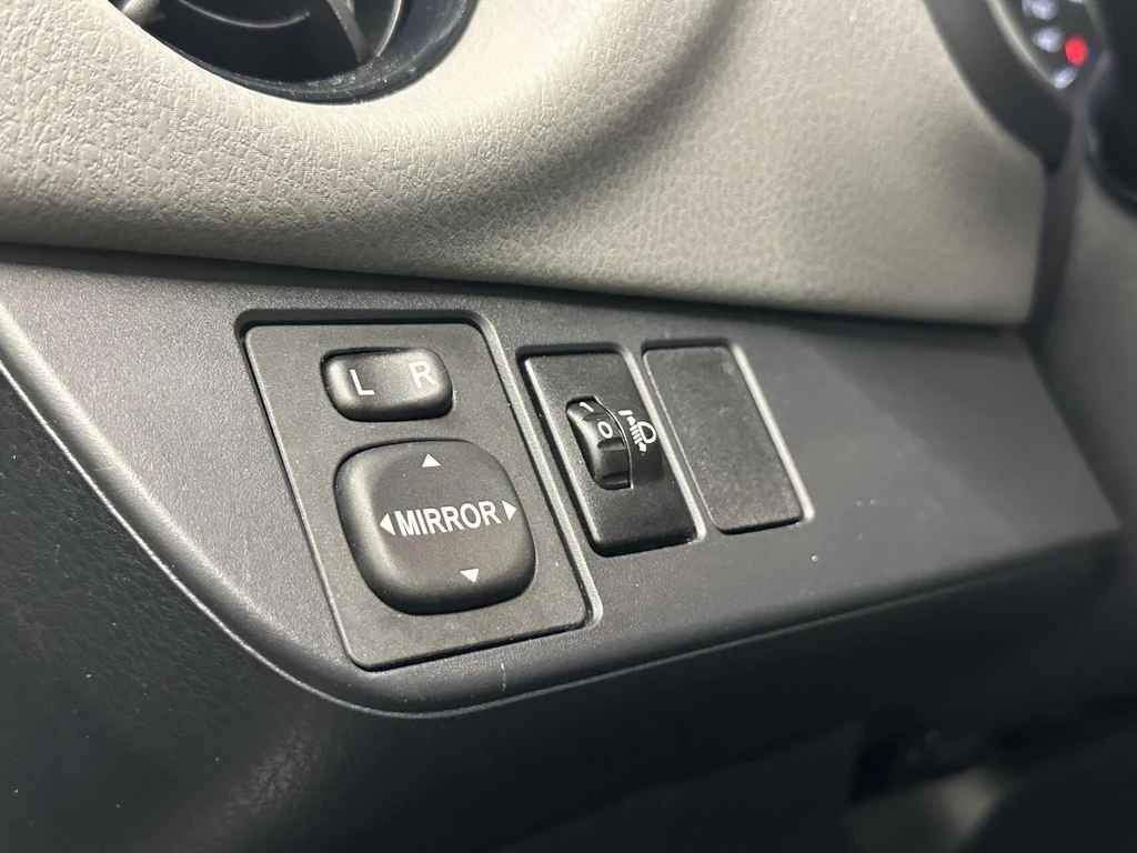 Toyota Yaris – foto 18